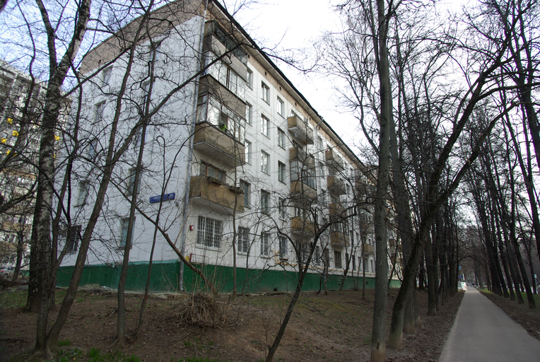 Одесская улица 25)